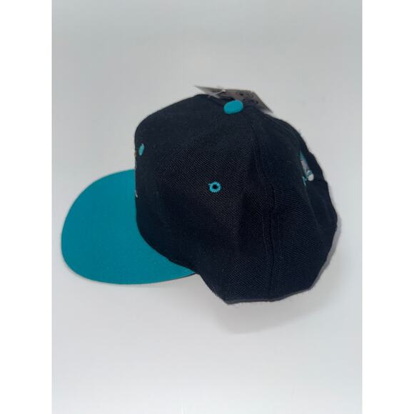 NWT Vintage San Jose Sharks NHL We Cover the World Universal Hat Snapback - Picture 2 of 5